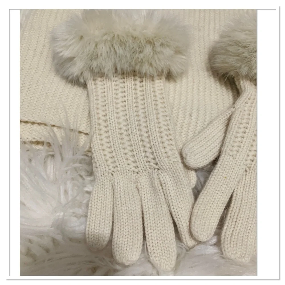 RH Cashmere Wool Scarf And Gloves With Ultra Faux Fur Trim Ivory One Size